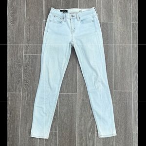 J.CREW skinny light wash jeans; SIZE 26